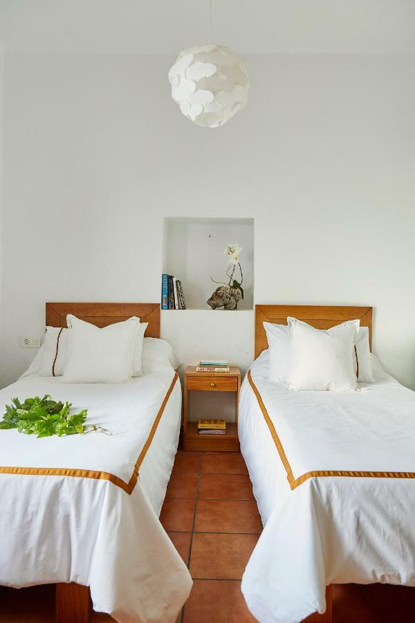 Villa Nueva Mala Екстериор снимка